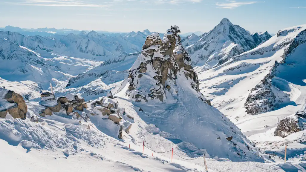 Zillertal im Winter: Zwischen Gletscherpisten und stillen Loipentälern